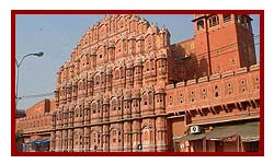 palace of wind during Jaipur car tours 